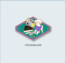 Load image into Gallery viewer, GOT7 2022 FanCon metal badge
